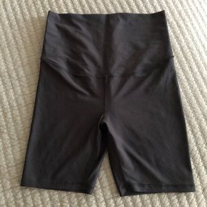 Maternity biker shorts